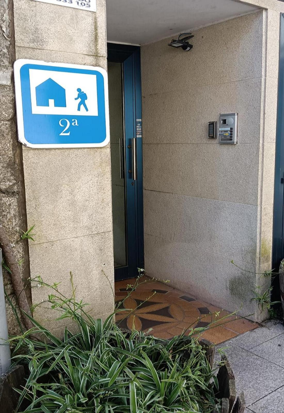 Albergue -Wifi- O Apartamento -No Wifi- Camino Santiago Porrino - En Pleno Centro - City Centre Zewnętrze zdjęcie